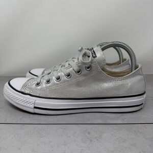 *SOLD*Converse ctas ox Women’s Silver Gray Metallic Canvas Sneakers